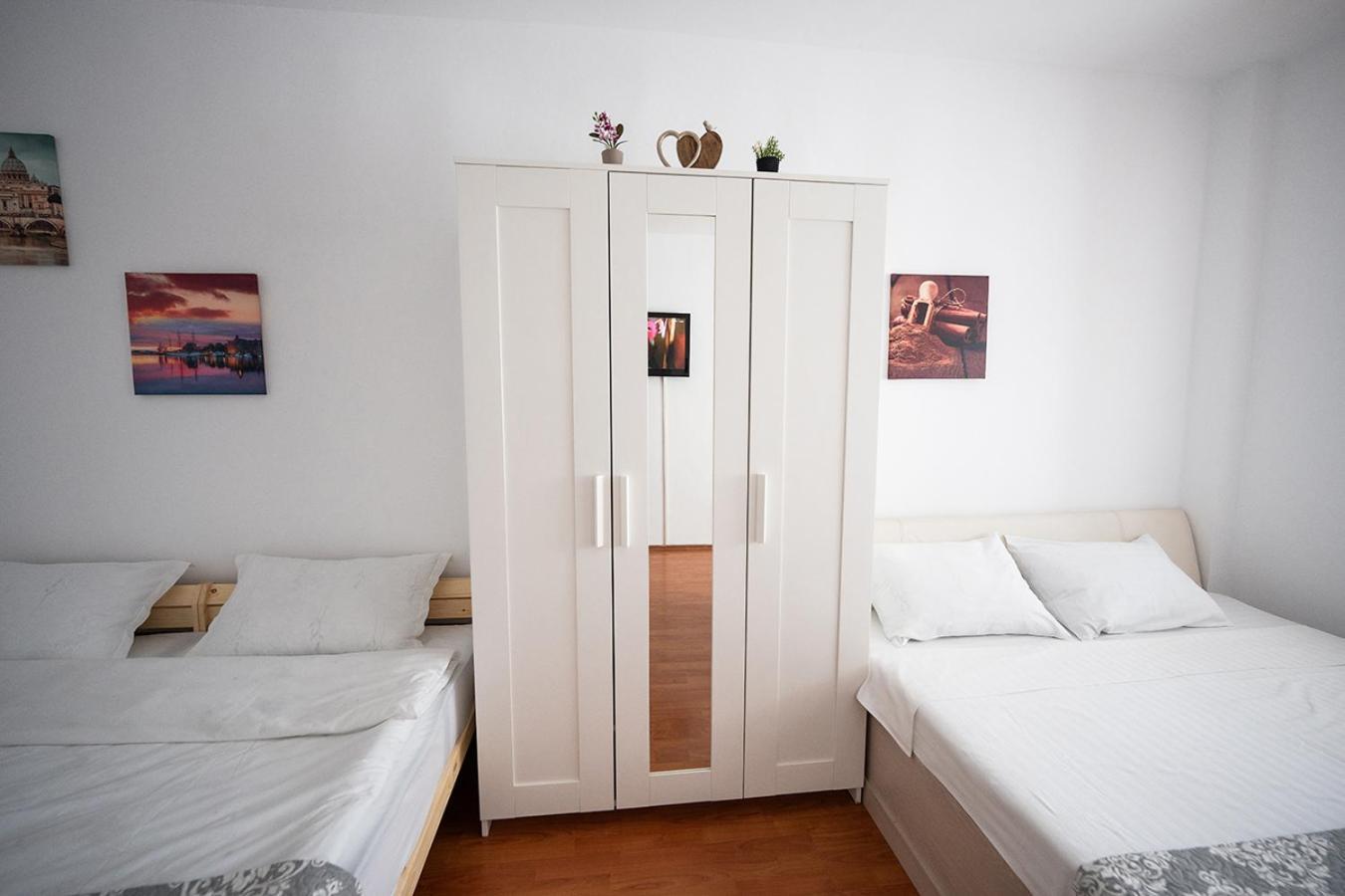 Aurel Vlaicu Apartment- Gara Braşov Eksteriør billede